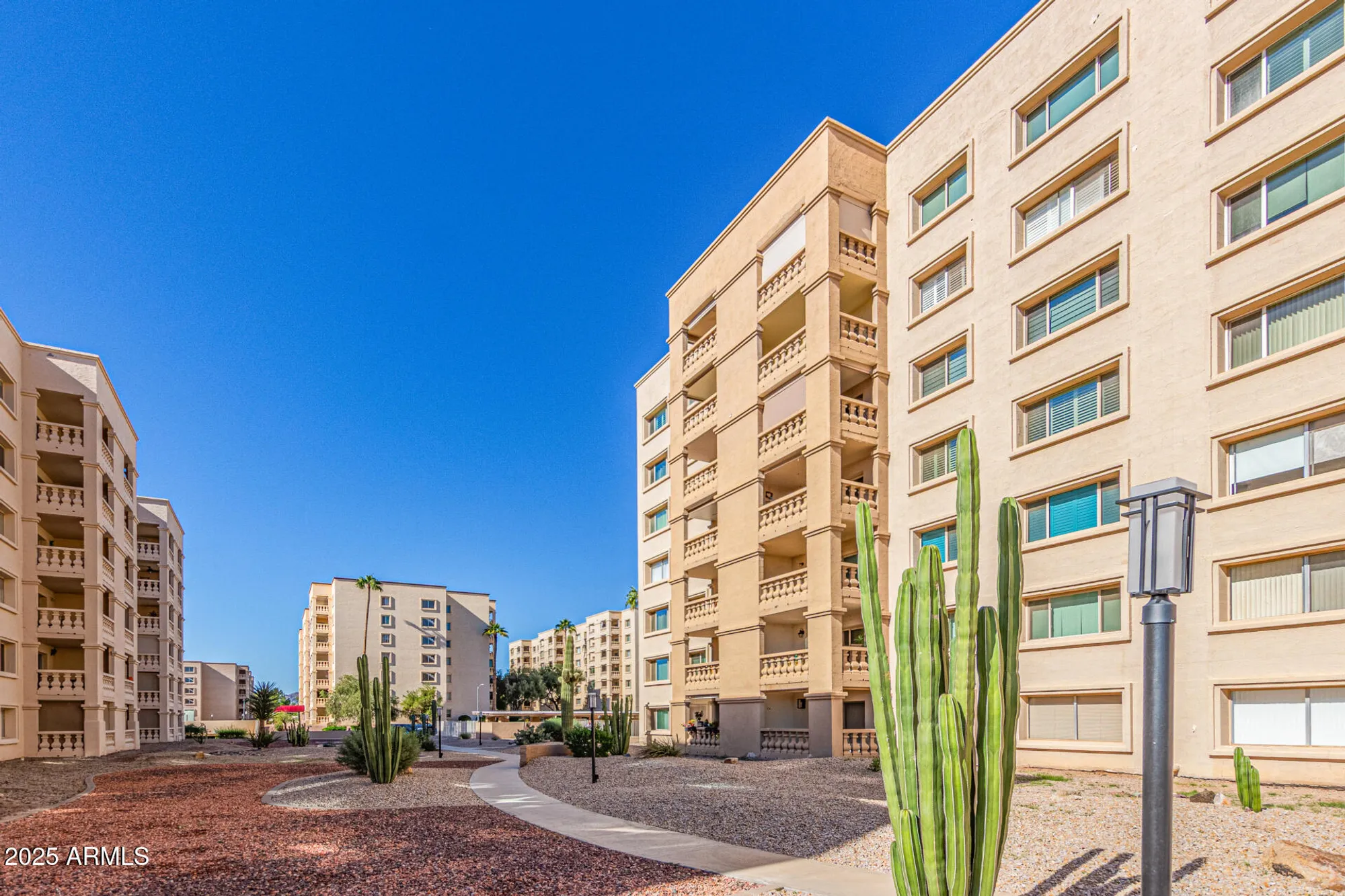 Property Slideshow image 2 of 35 | 7940 e camelback rd unit e 605, Scottsdale, AZ, 85251