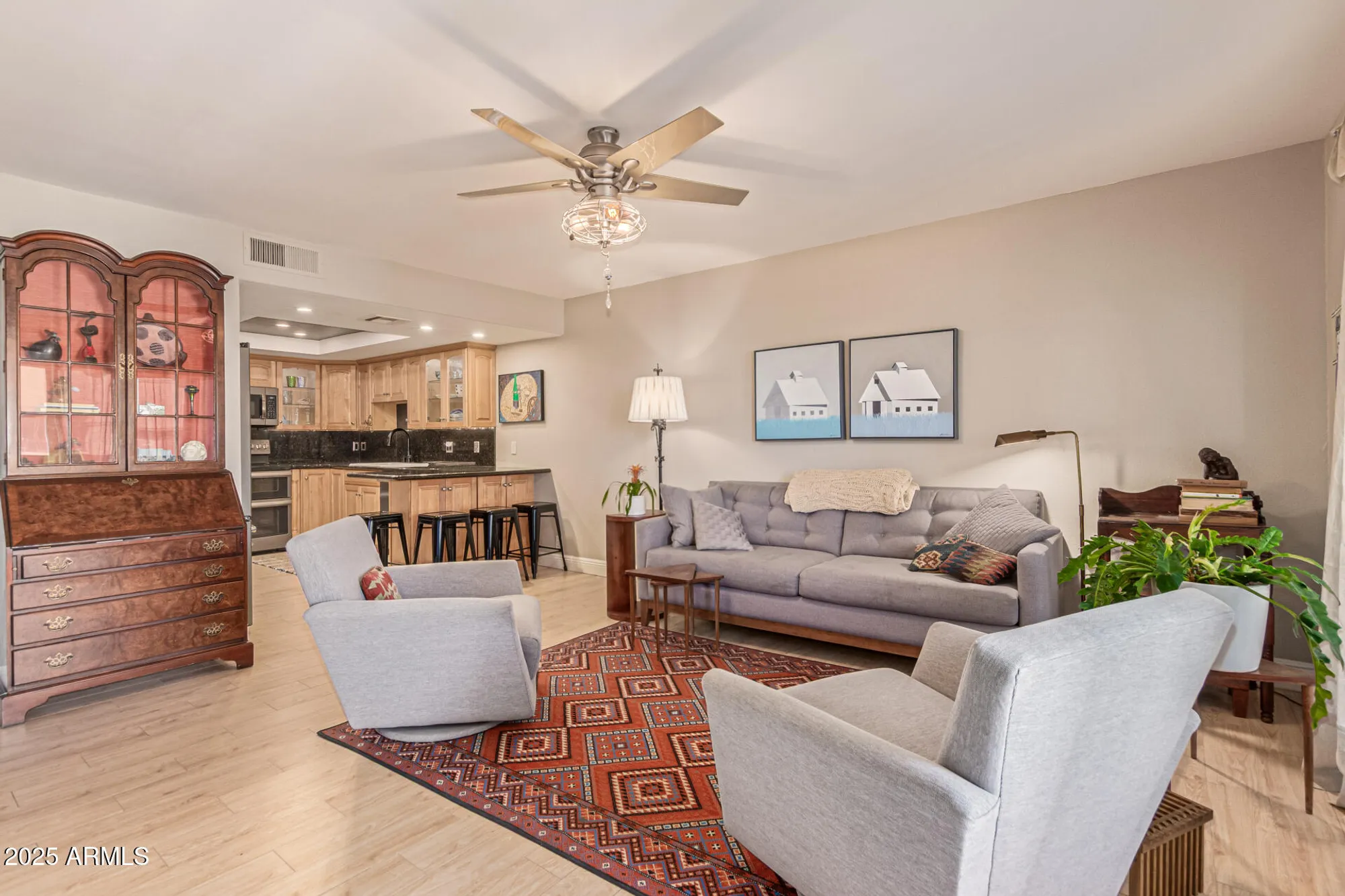 Property Slideshow image 11 of 35 | 7940 e camelback rd unit e 605, Scottsdale, AZ, 85251