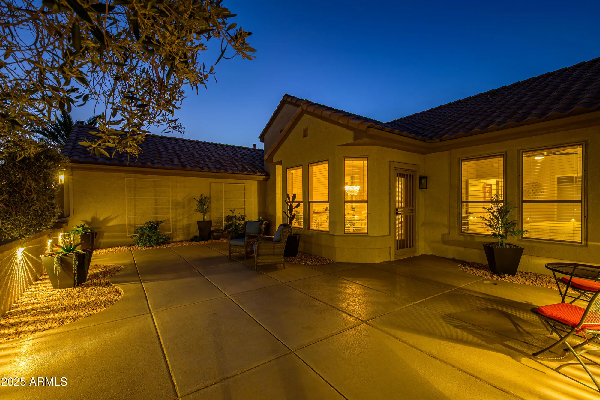 Property Slideshow image 7 of 57 | 15702 w linksview dr, Surprise, AZ, 85374