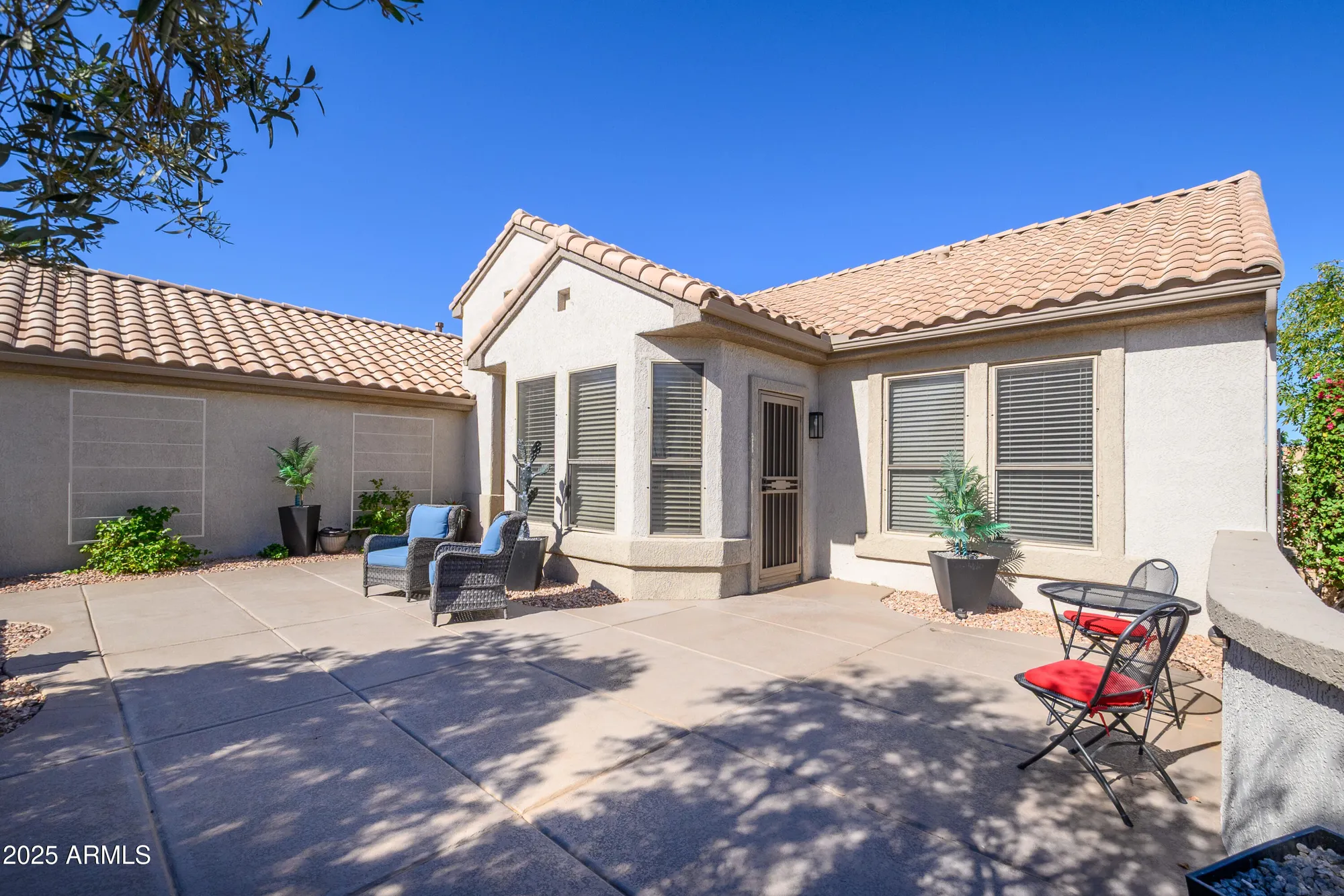 Property Slideshow image 17 of 57 | 15702 w linksview dr, Surprise, AZ, 85374