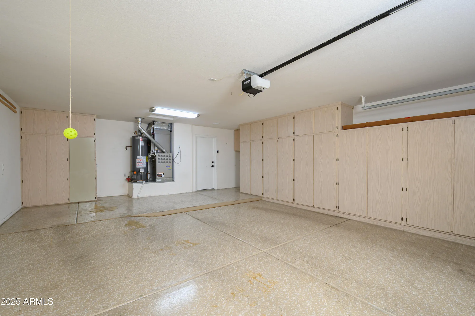 Property Slideshow image 40 of 57 | 15702 w linksview dr, Surprise, AZ, 85374