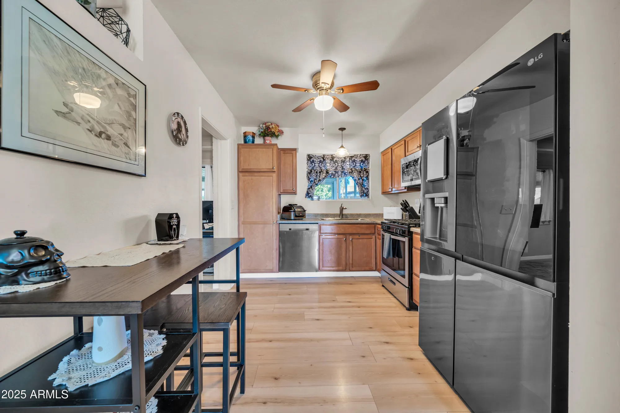 Property Slideshow image 6 of 25 | 10614 n 103rd ave, Sun City, AZ, 85351