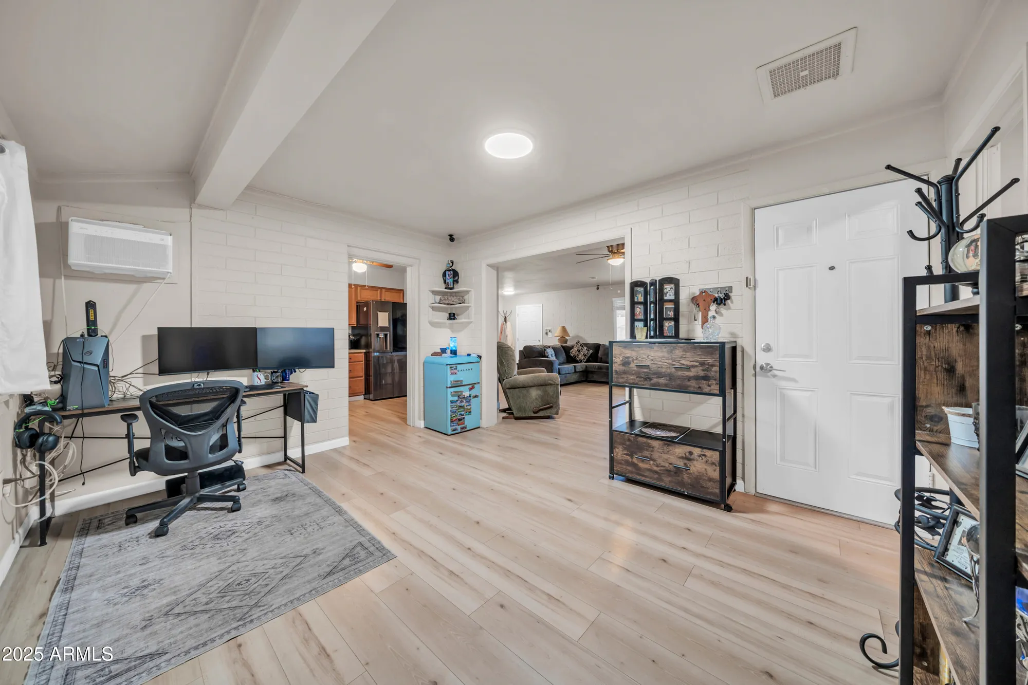 Property Slideshow image 10 of 25 | 10614 n 103rd ave, Sun City, AZ, 85351
