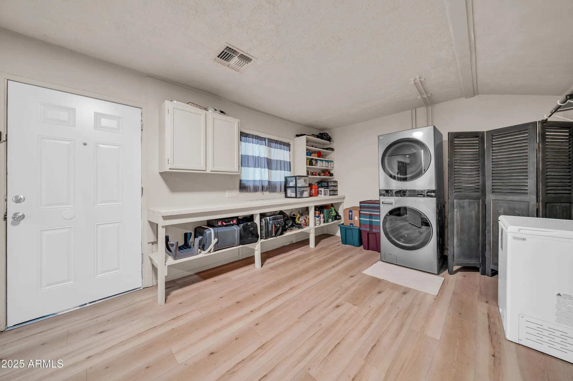 Property Slideshow image 11 of 25 | 10614 n 103rd ave, Sun City, AZ, 85351