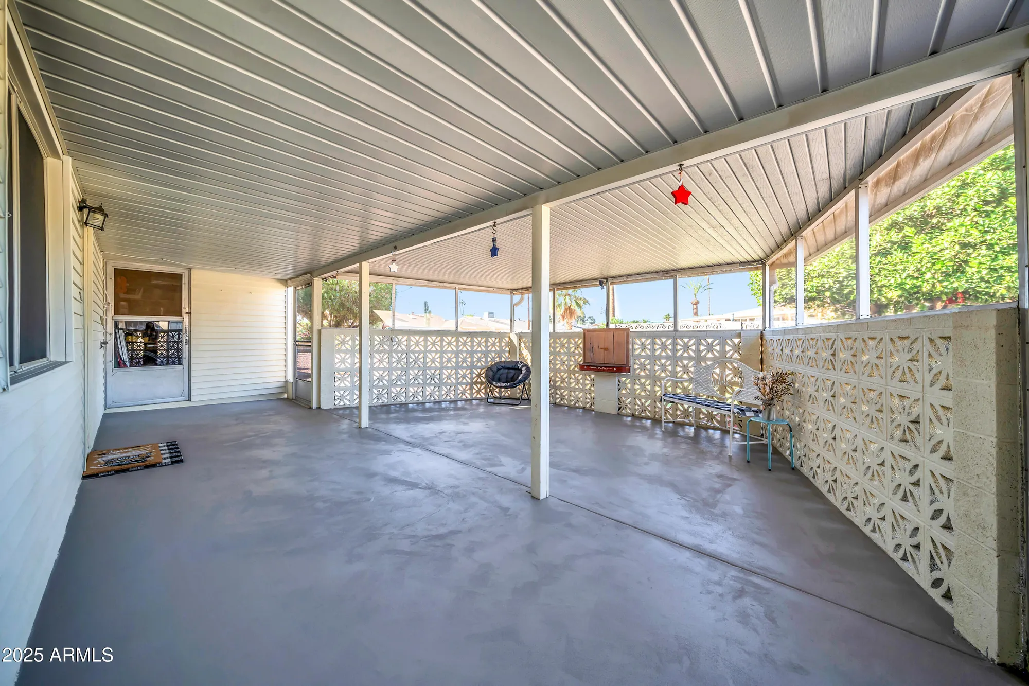 Property Slideshow image 13 of 25 | 10614 n 103rd ave, Sun City, AZ, 85351