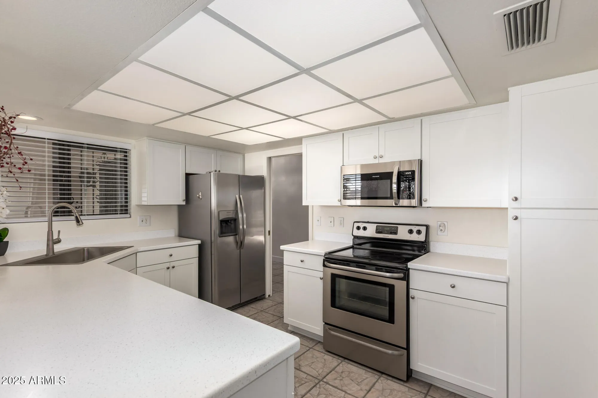 Property Slideshow image 9 of 25 | 17405 n conquistador dr, Sun City West, AZ, 85375
