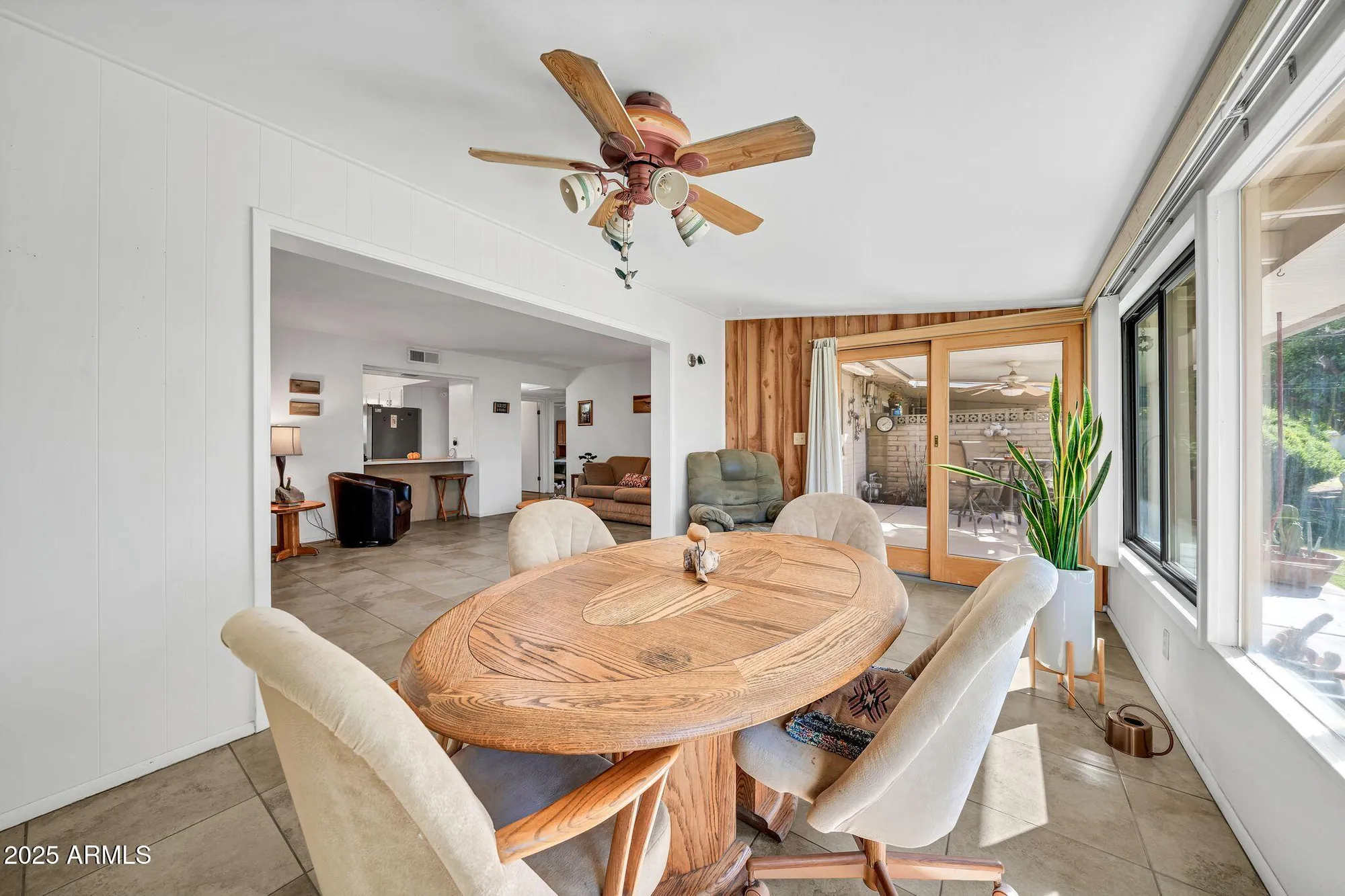 Property Slideshow image 6 of 29 | 10279 w snead cir, Sun City, AZ, 85351