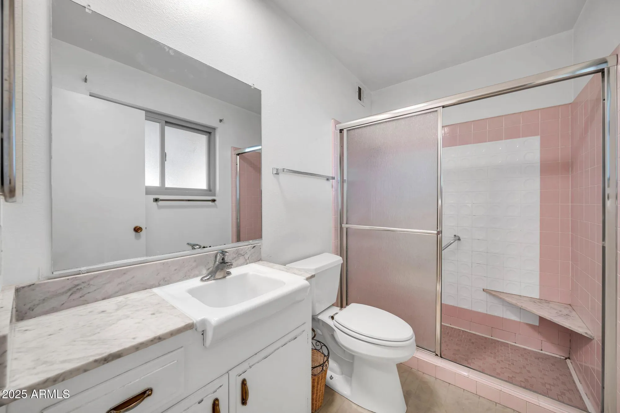 Property Slideshow image 14 of 29 | 10279 w snead cir, Sun City, AZ, 85351