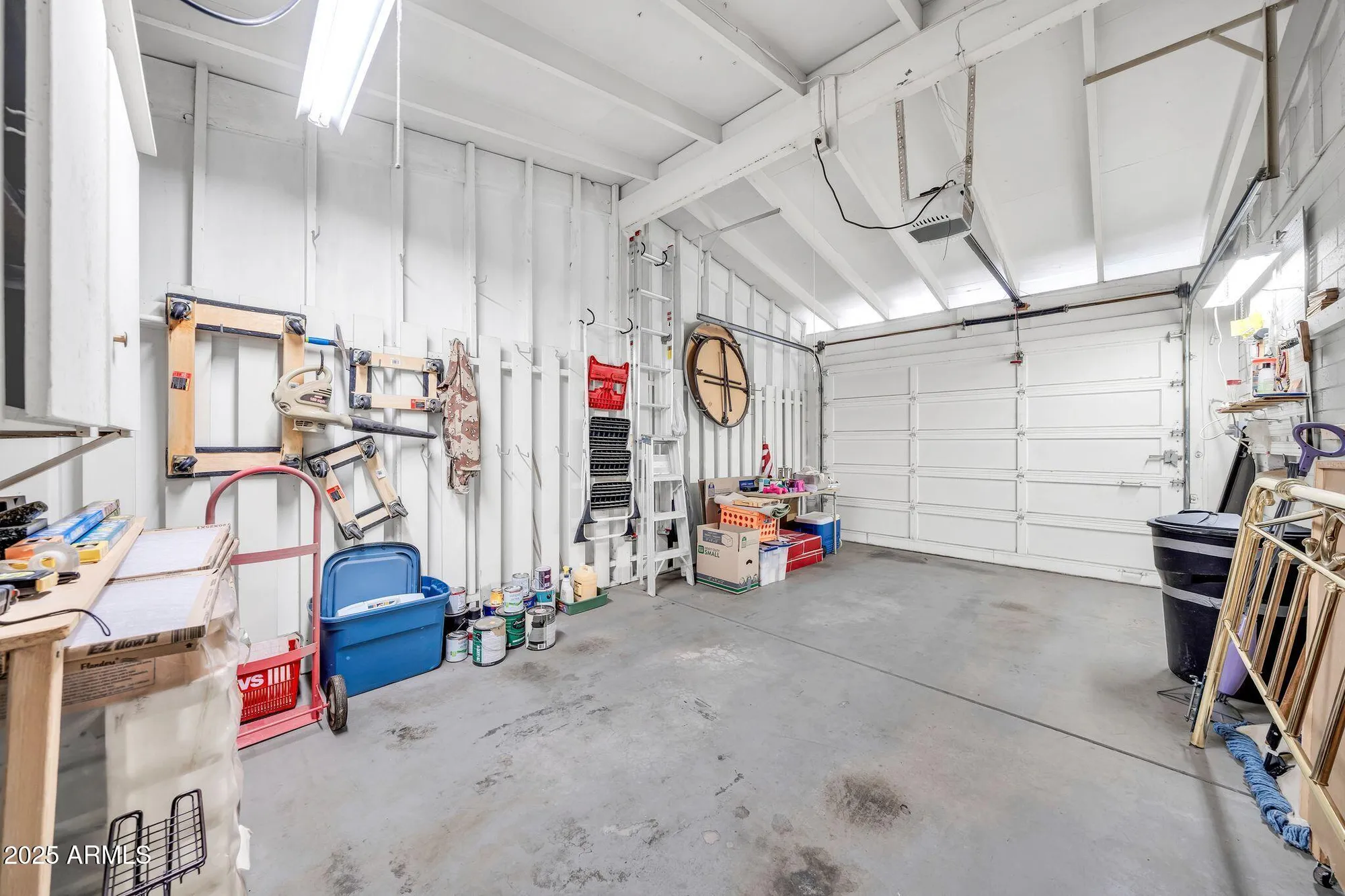 Property Slideshow image 20 of 29 | 10279 w snead cir, Sun City, AZ, 85351
