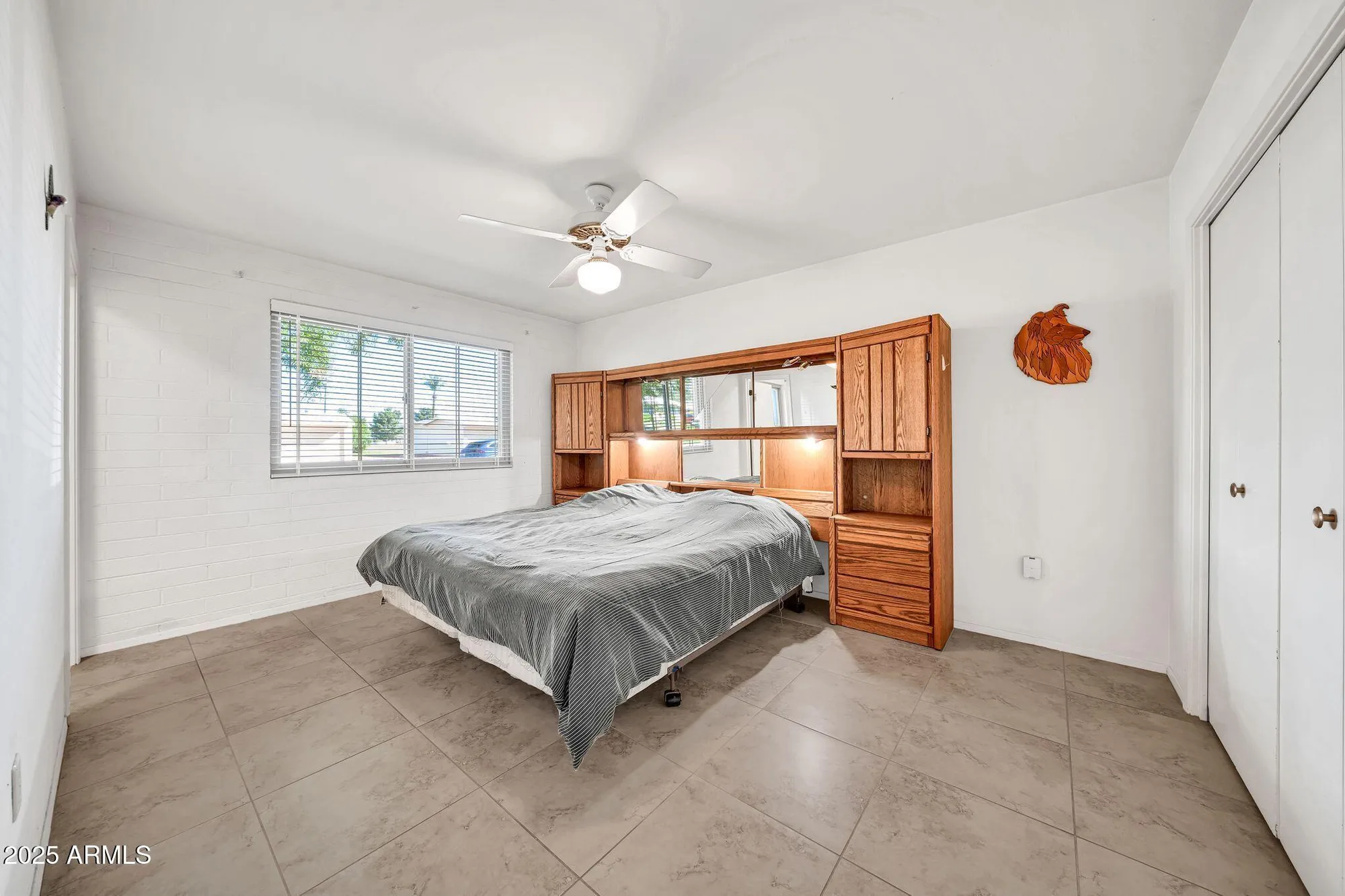 Property Slideshow image 13 of 29 | 10279 w snead cir, Sun City, AZ, 85351