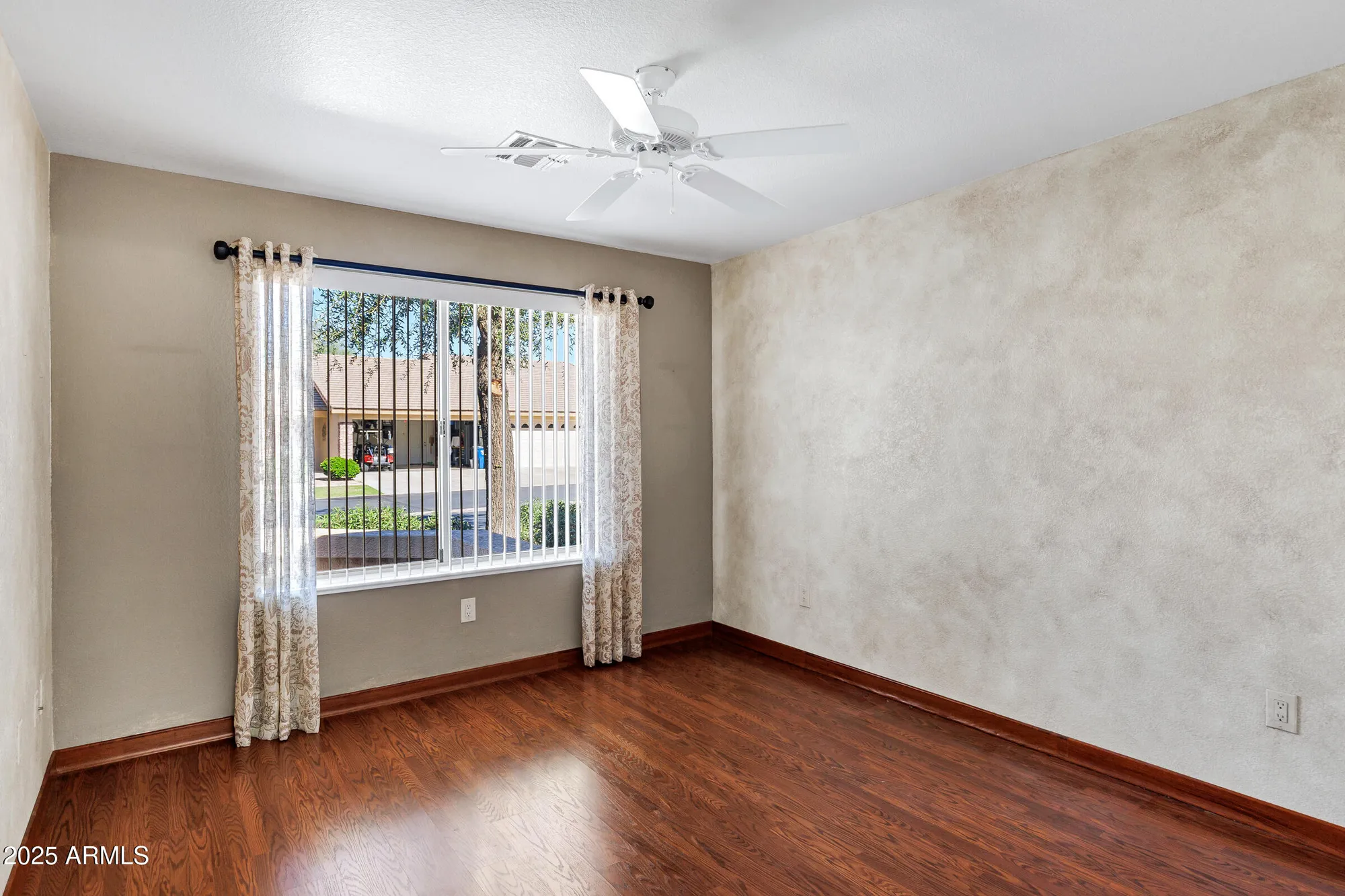 Property Slideshow image 7 of 64 | 11069 e kilarea ave 114, Mesa, AZ, 85209