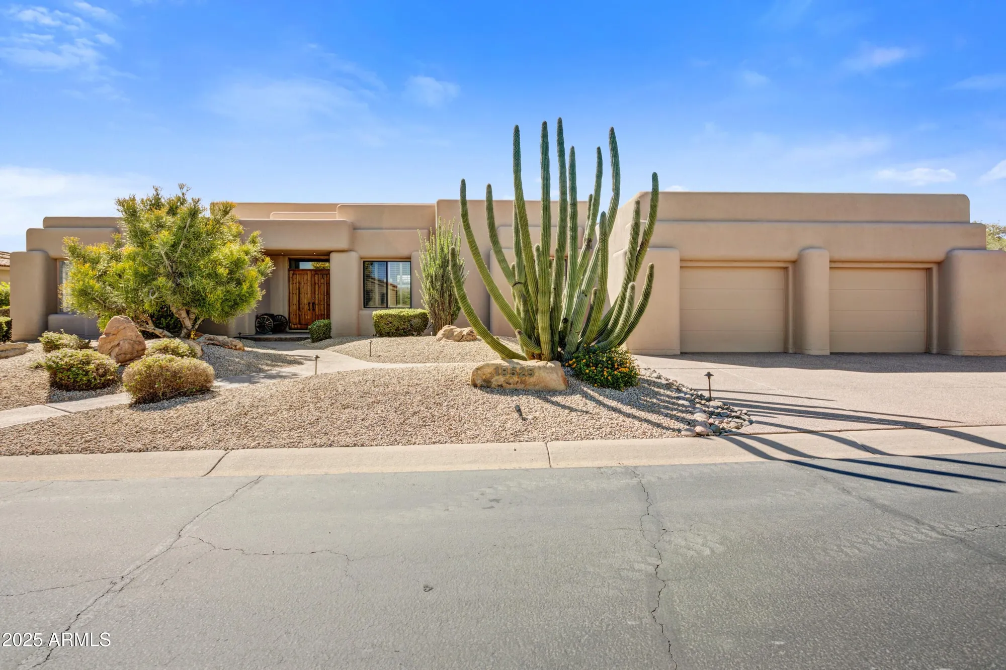 Property Slideshow image 2 of 31 | 18525 e picacho rd, Rio Verde, AZ, 85263