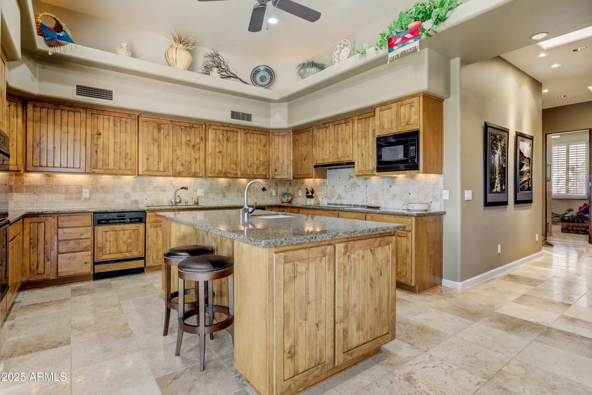 Property Slideshow image 11 of 31 | 18525 e picacho rd, Rio Verde, AZ, 85263