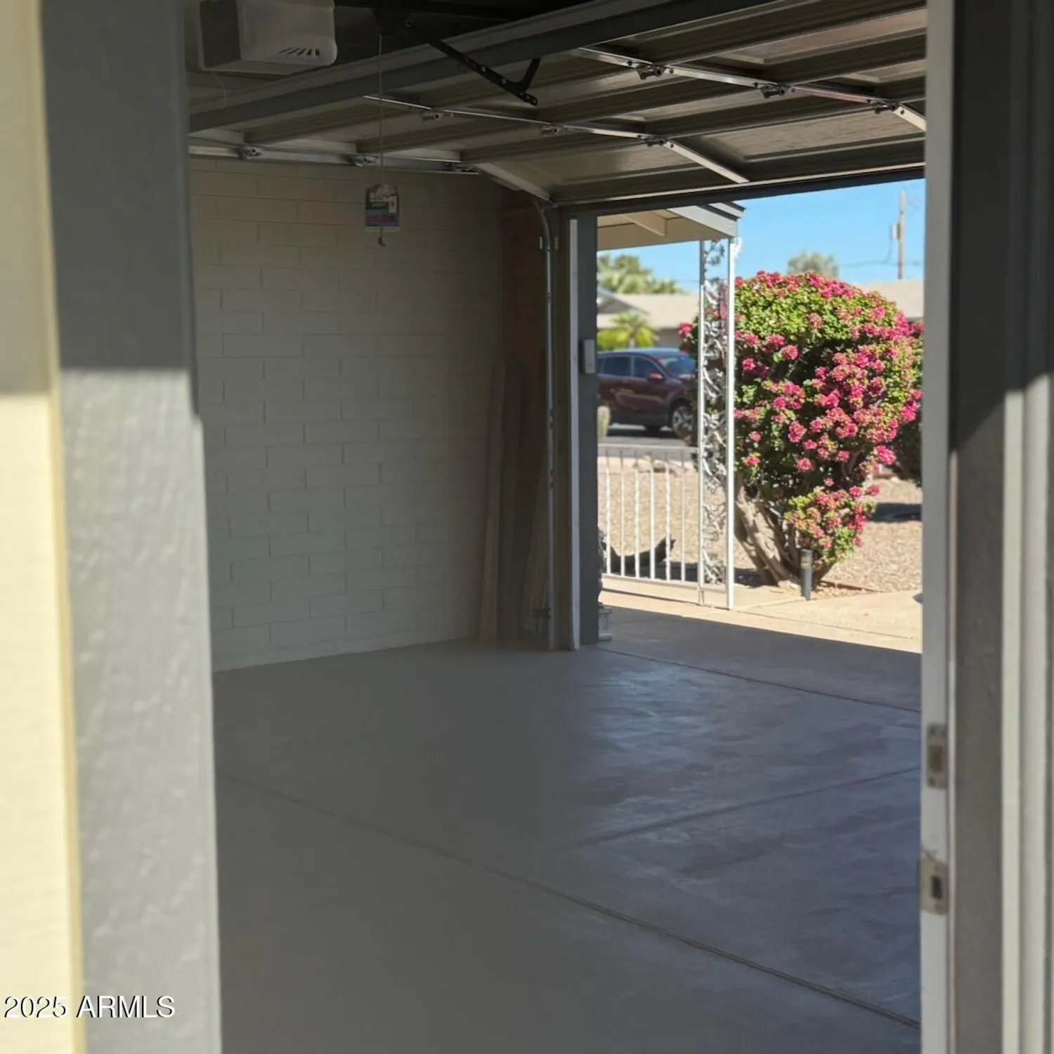Property Slideshow image 15 of 25 | 10614 n 103rd ave, Sun City, AZ, 85351