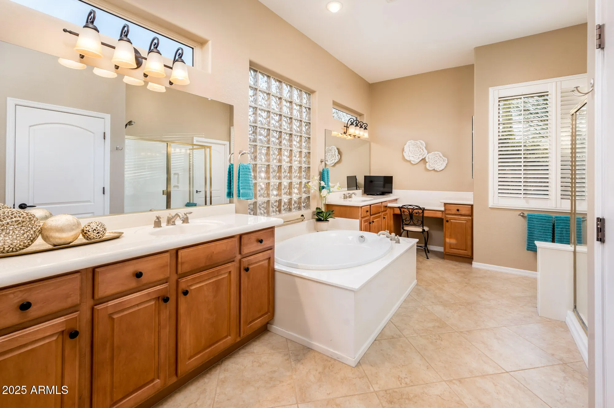 Property Slideshow image 31 of 76 | 22813 n del monte dr, Sun City West, AZ, 85375