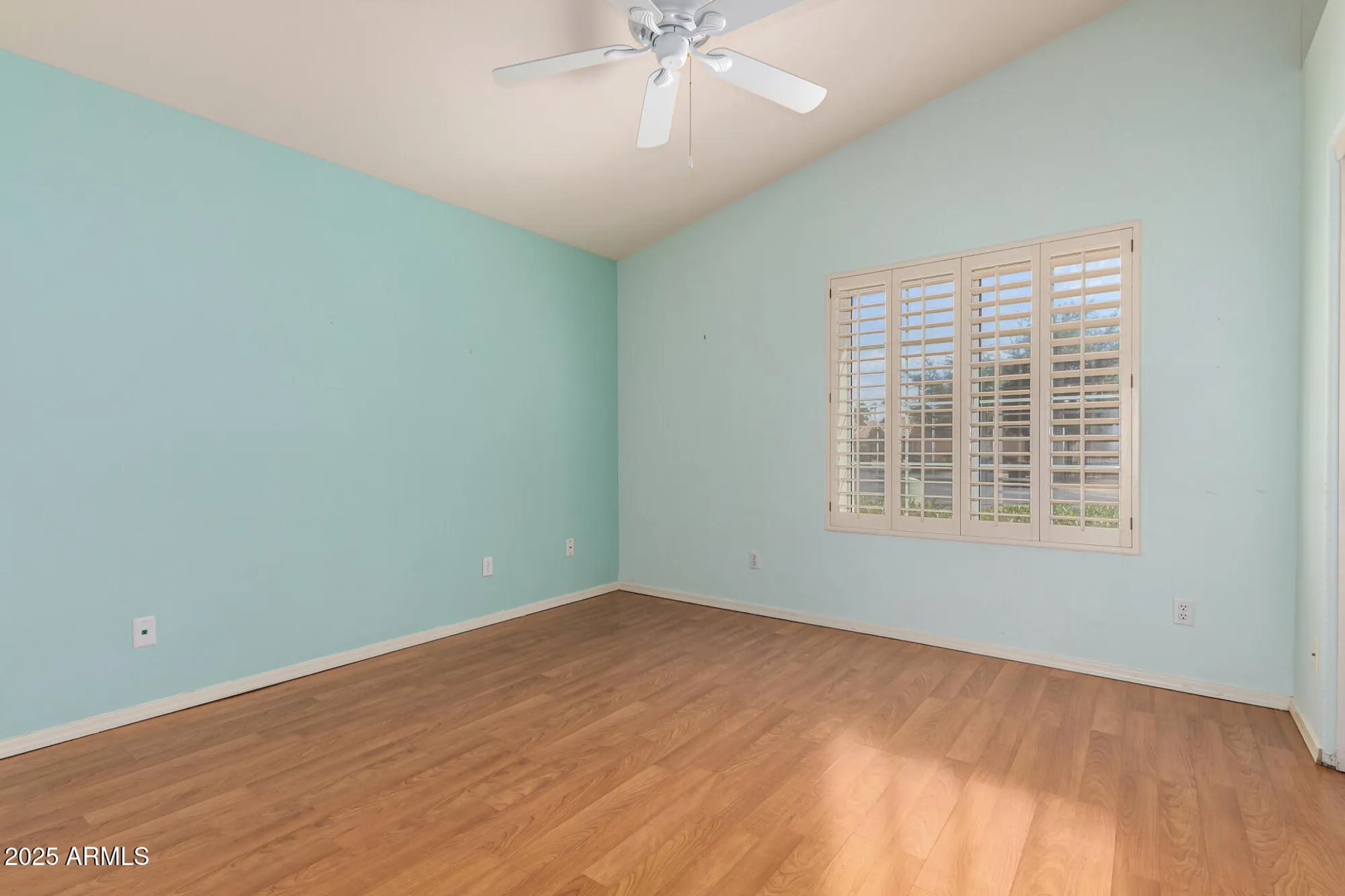 Property Slideshow image 12 of 20 | 14566 w zuni trl, Surprise, AZ, 85374