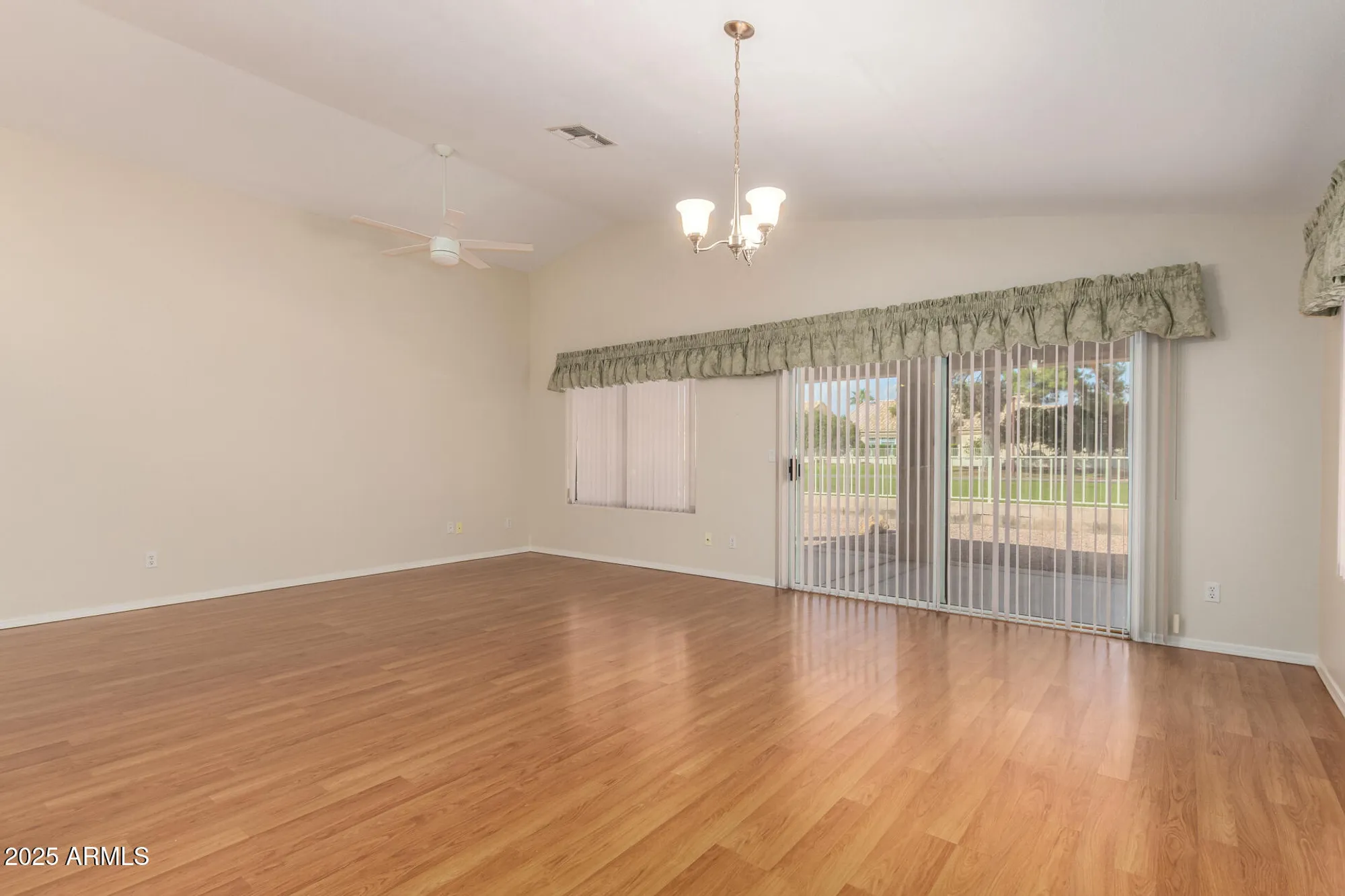 Property Slideshow image 2 of 20 | 14566 w zuni trl, Surprise, AZ, 85374