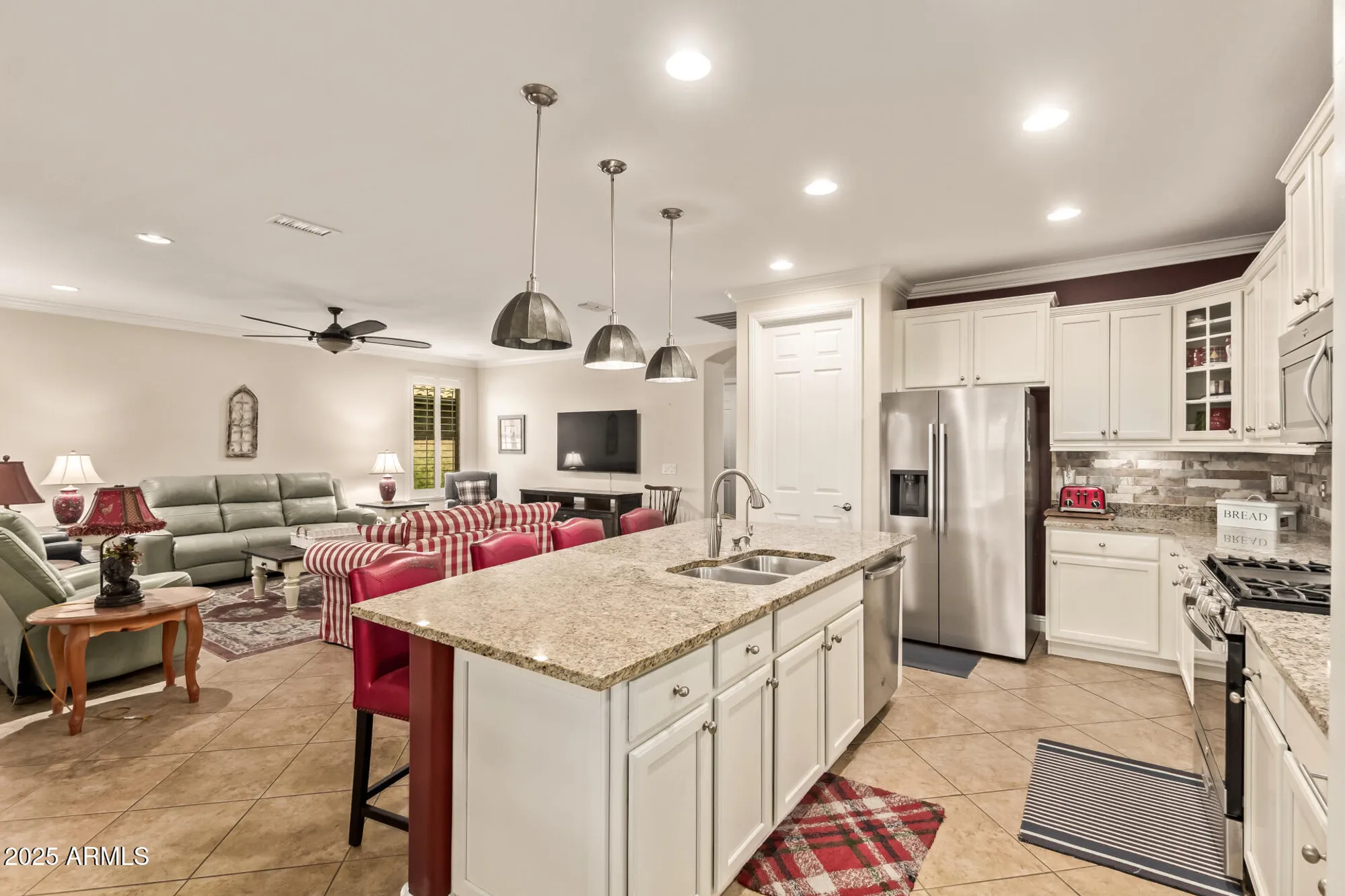 Property Slideshow image 15 of 33 | 7337 w silver spring way, Florence, AZ, 85132