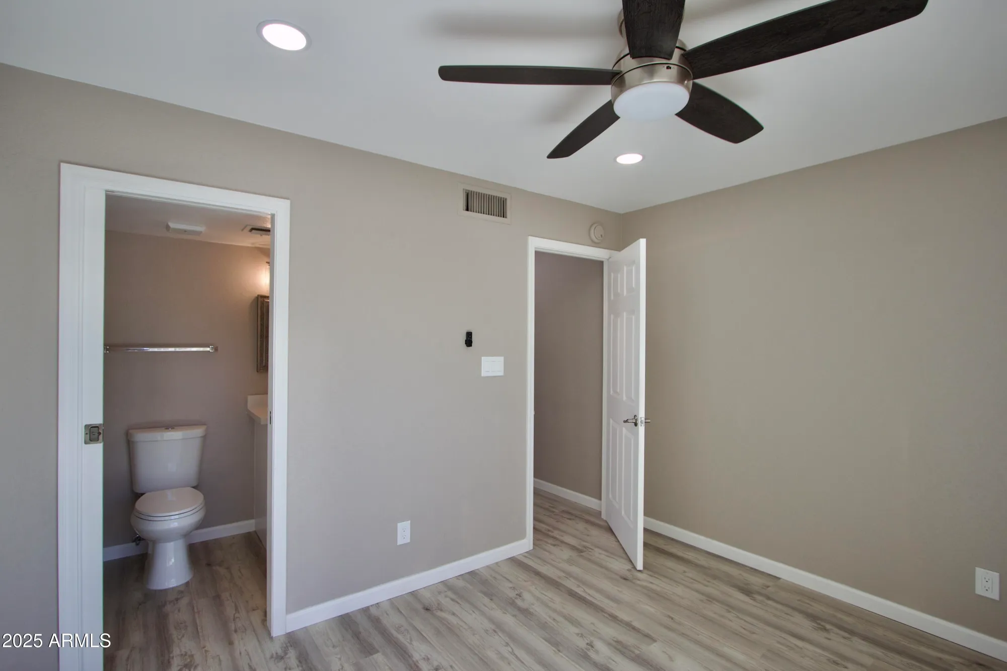 Property Slideshow image 24 of 51 | 7830 e park view dr, Mesa, AZ, 85208