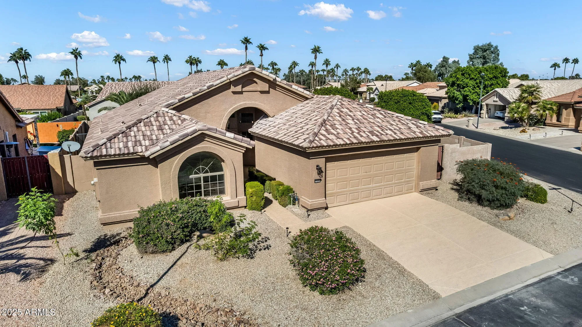 Property Slideshow image 3 of 50 | 15264 w mulberry dr, Goodyear, AZ, 85395