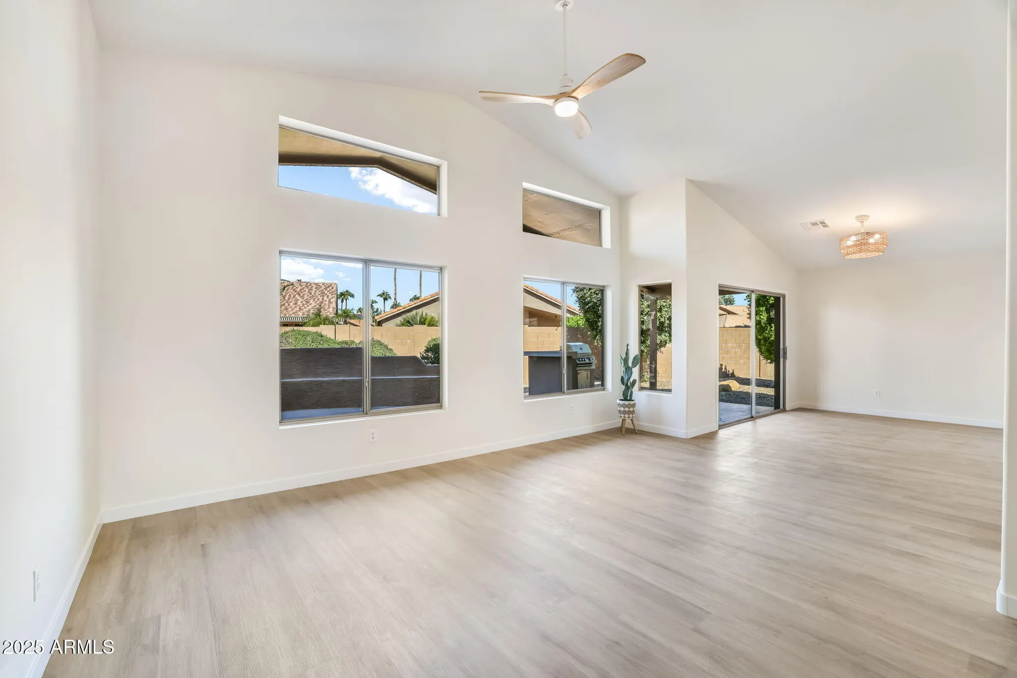 Property Slideshow image 11 of 50 | 15264 w mulberry dr, Goodyear, AZ, 85395