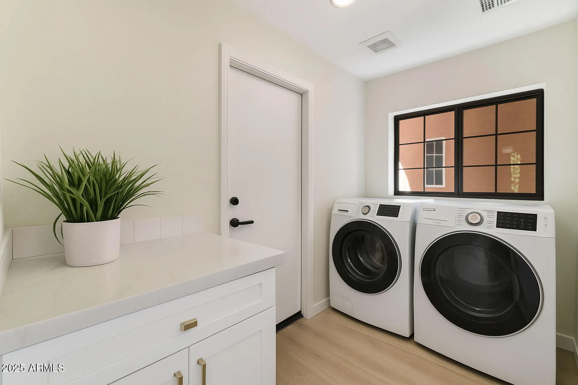 Property Slideshow image 27 of 50 | 15264 w mulberry dr, Goodyear, AZ, 85395