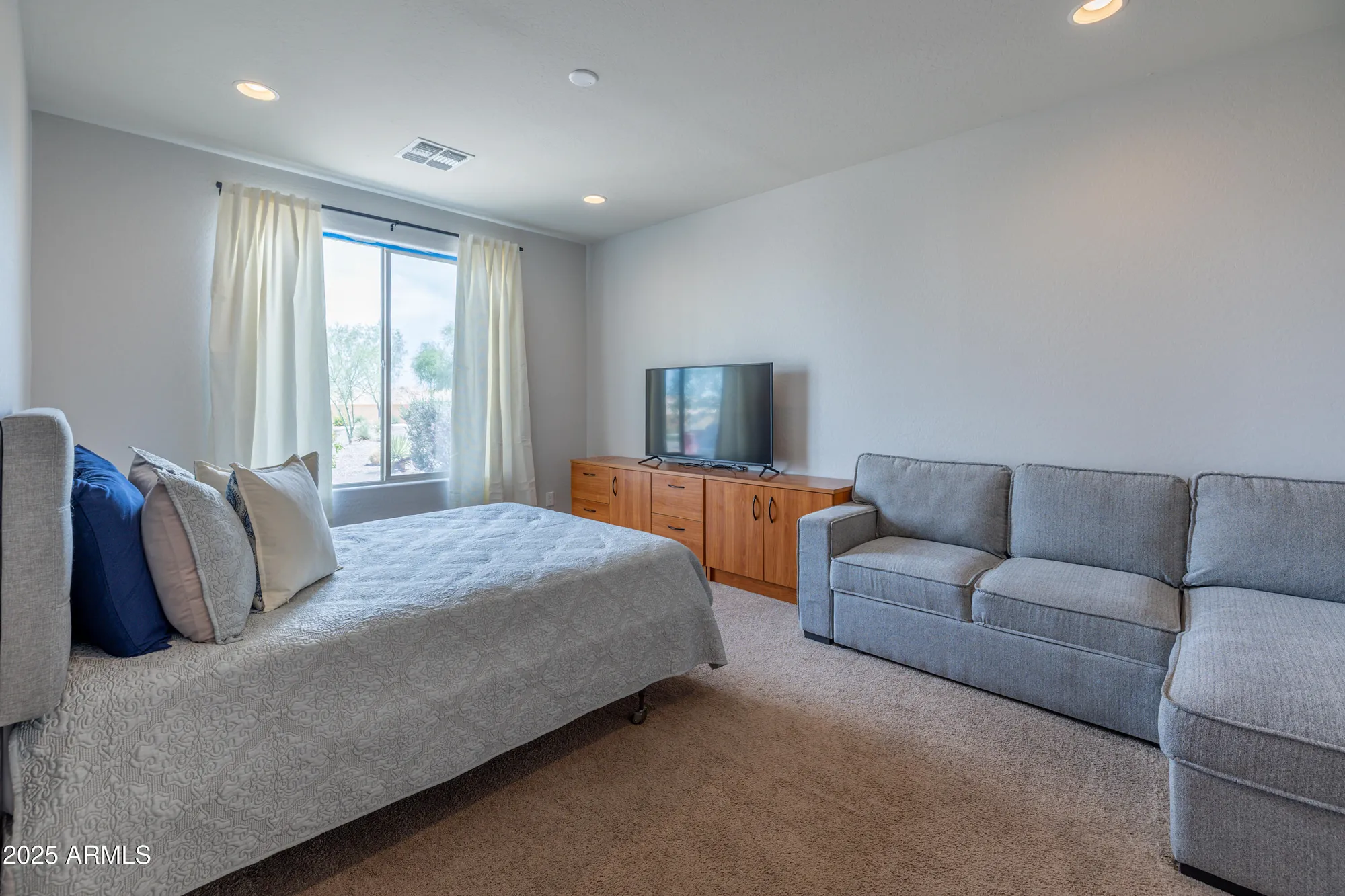 Property Slideshow image 14 of 46 | 26774 w firehawk dr, Buckeye, AZ, 85396