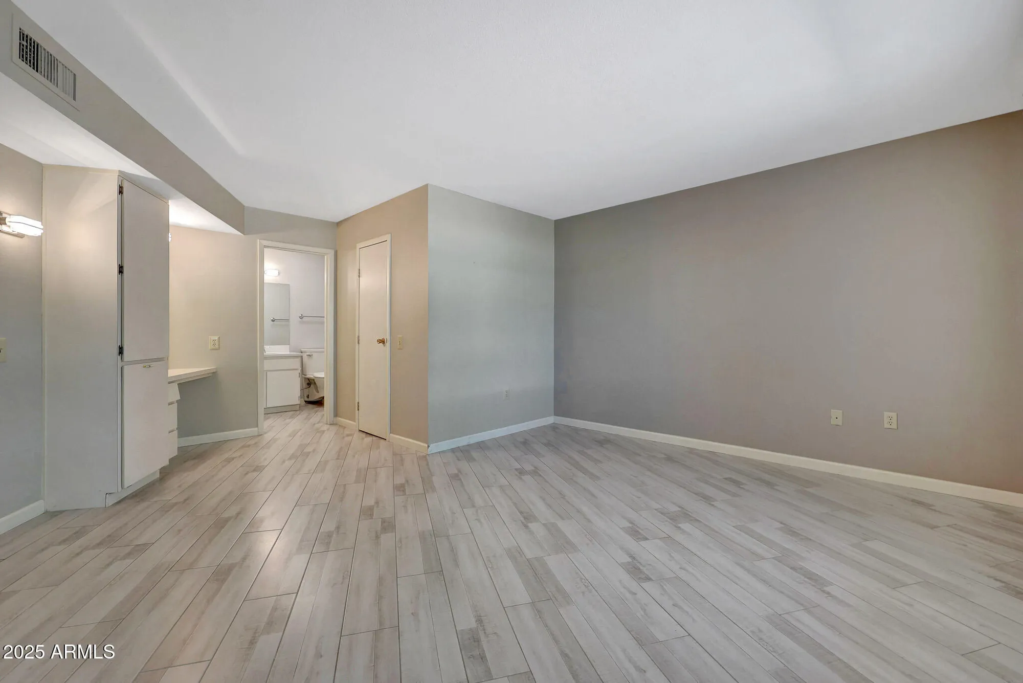 Property Slideshow image 16 of 29 | 13812 n 108th dr, Sun City, AZ, 85351