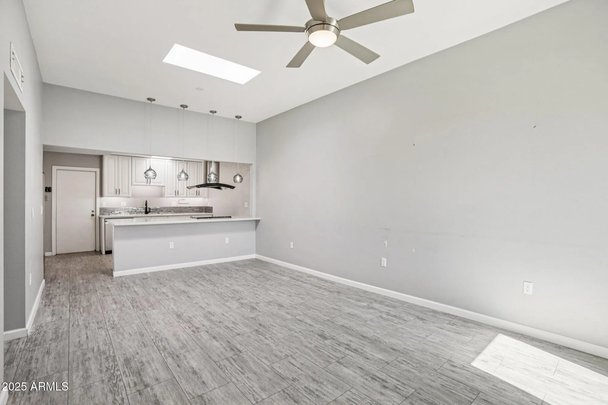 Property Slideshow image 6 of 30 | 9960 w forrester dr, Sun City, AZ, 85351