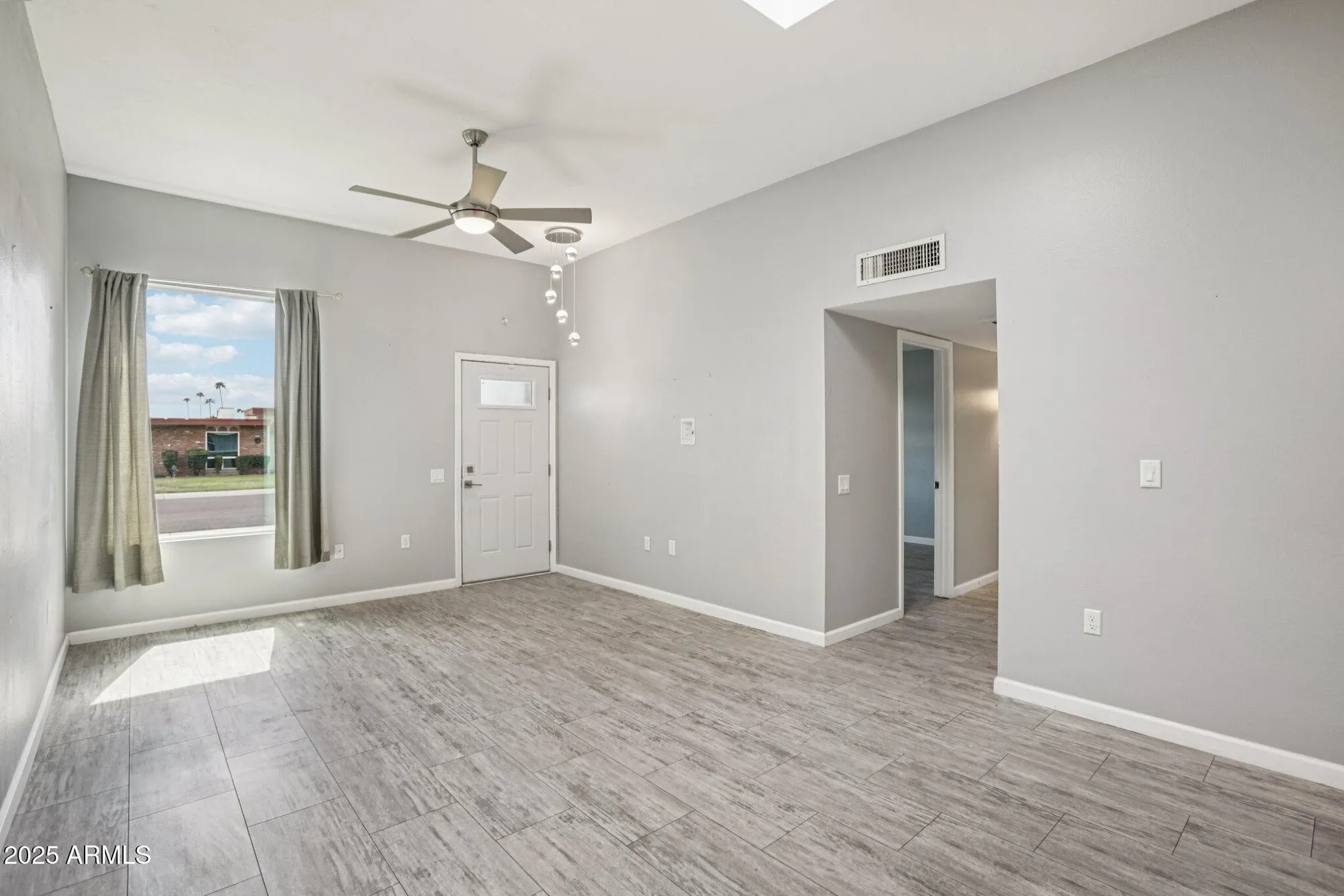 Property Slideshow image 8 of 30 | 9960 w forrester dr, Sun City, AZ, 85351