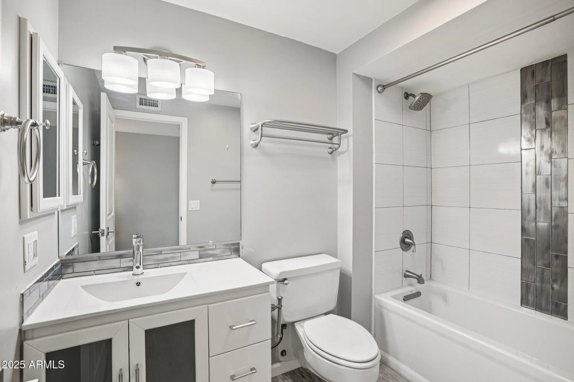 Property Slideshow image 19 of 30 | 9960 w forrester dr, Sun City, AZ, 85351