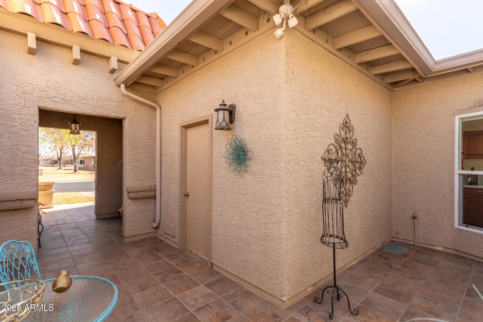 Property Slideshow image 3 of 40 | 25244 s saddletree dr, Sun Lakes, AZ, 85248