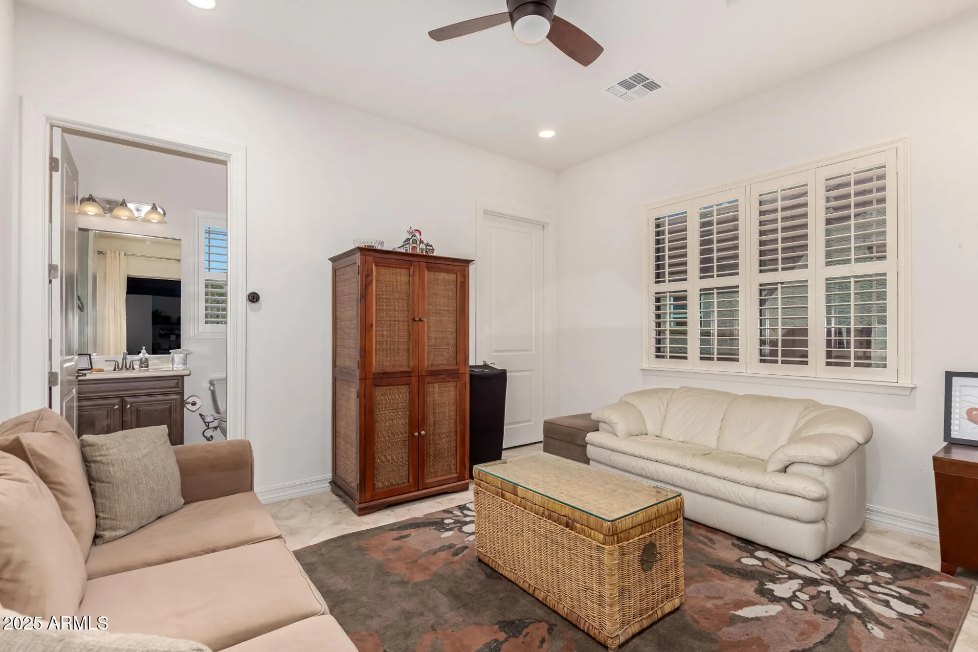 Property Slideshow image 20 of 32 | 20970 w mariposa st, Buckeye, AZ, 85396