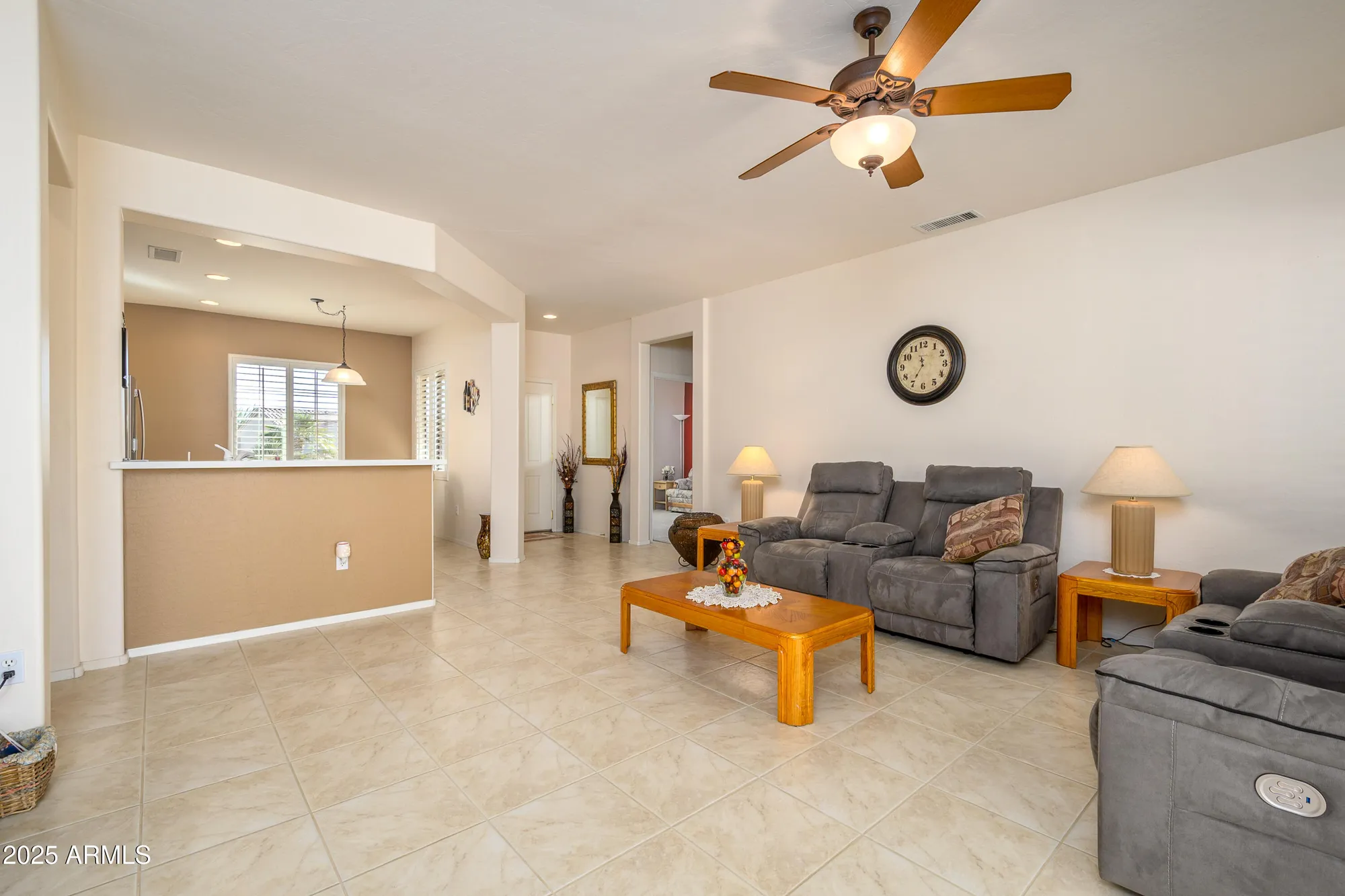 Property Slideshow image 8 of 31 | 20516 n vermillion cliffs dr, Surprise, AZ, 85387