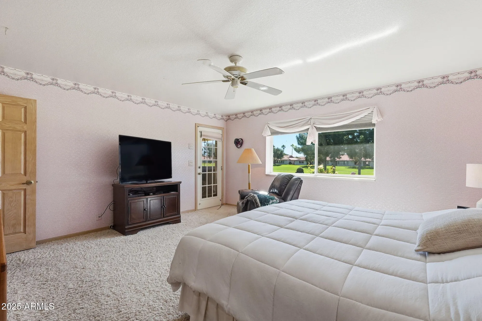 Property Slideshow image 32 of 46 | 8041 e lakeview ave, Mesa, AZ, 85209