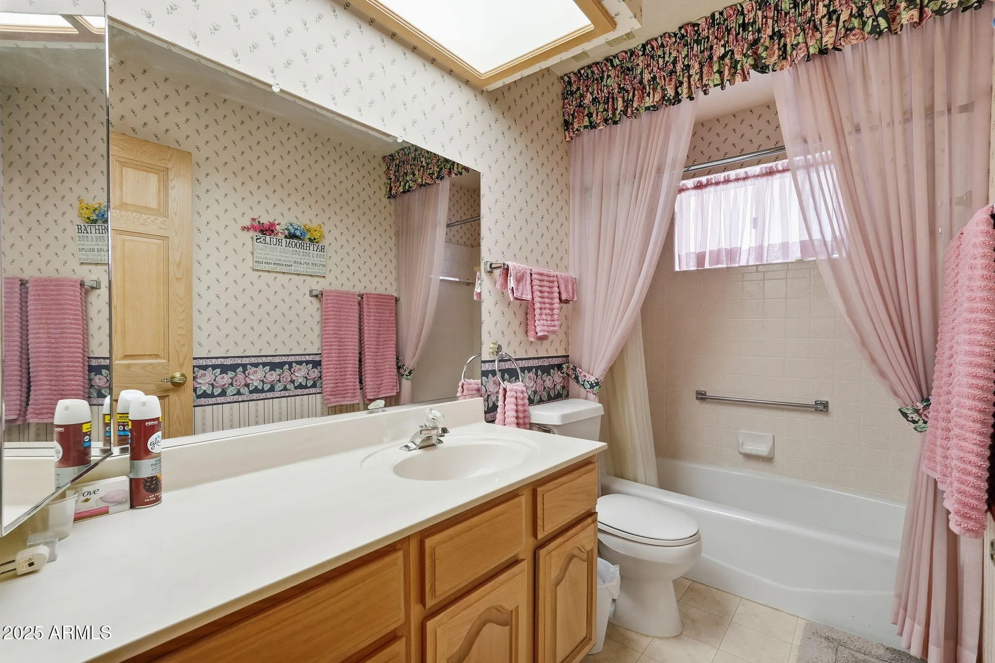 Property Slideshow image 36 of 46 | 8041 e lakeview ave, Mesa, AZ, 85209