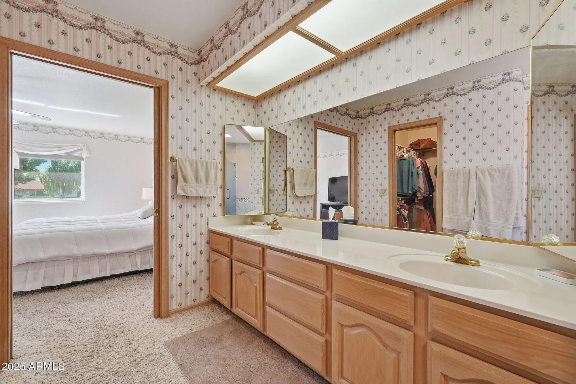 Property Slideshow image 34 of 46 | 8041 e lakeview ave, Mesa, AZ, 85209