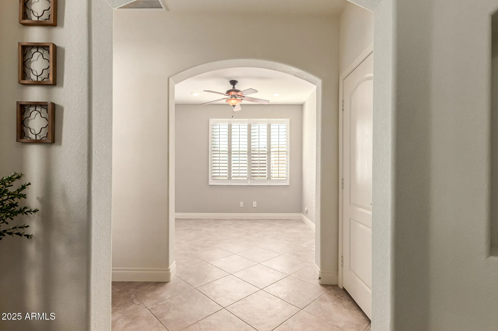 Property Slideshow image 7 of 39 | 18359 n linkletter ln, Surprise, AZ, 85374