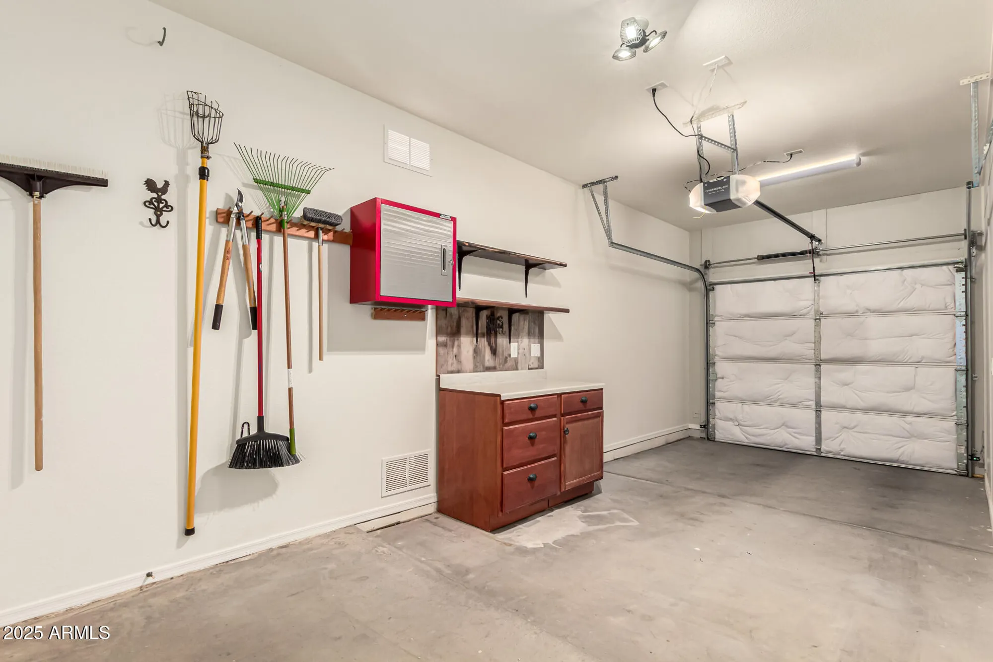 Property Slideshow image 32 of 39 | 18359 n linkletter ln, Surprise, AZ, 85374