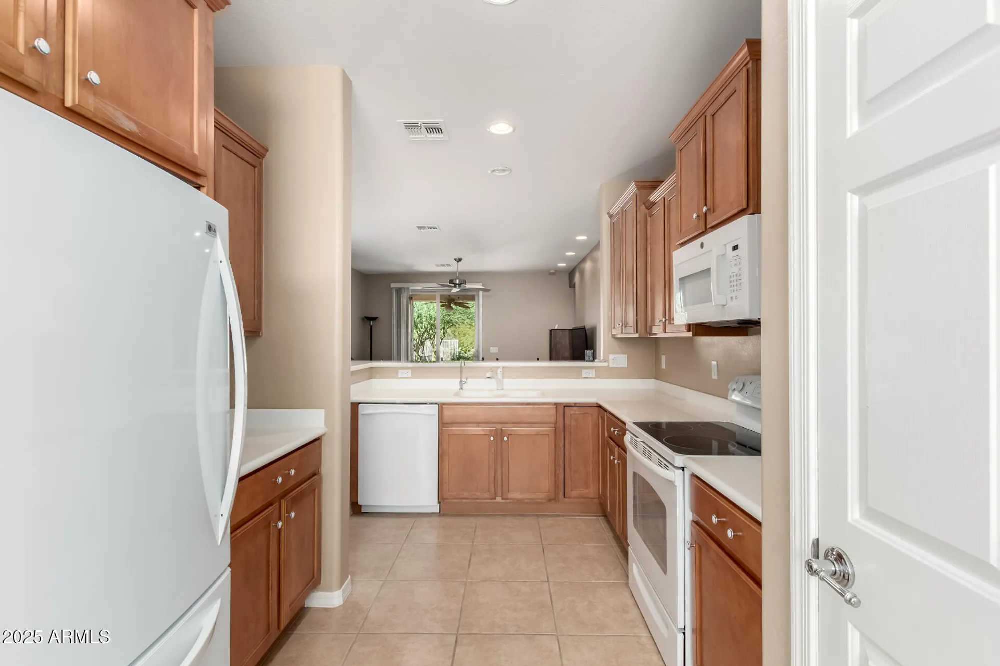 Property Slideshow image 13 of 34 | 6346 w heritage way, Florence, AZ, 85132