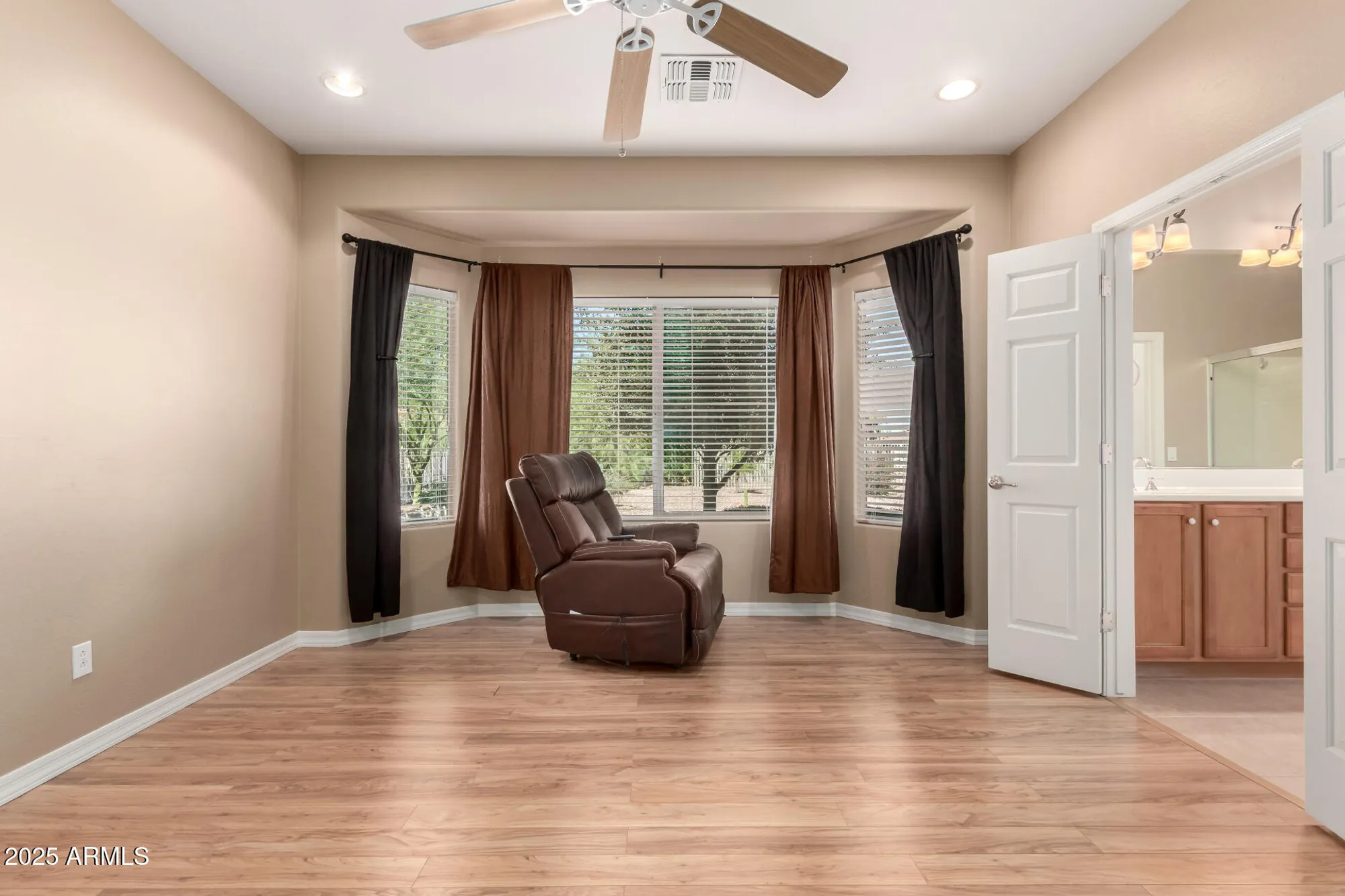 Property Slideshow image 15 of 34 | 6346 w heritage way, Florence, AZ, 85132