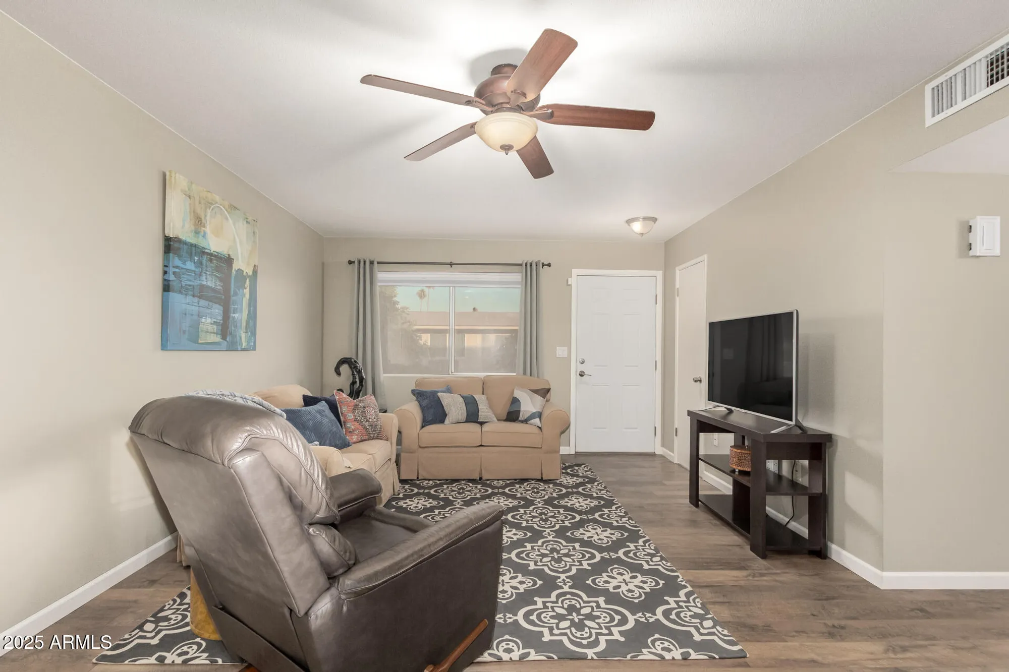 Property Slideshow image 9 of 39 | 10941 w santa fe dr, Sun City, AZ, 85351