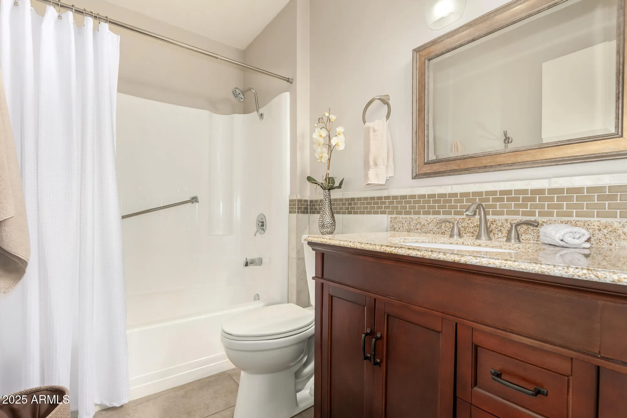 Property Slideshow image 20 of 39 | 10941 w santa fe dr, Sun City, AZ, 85351