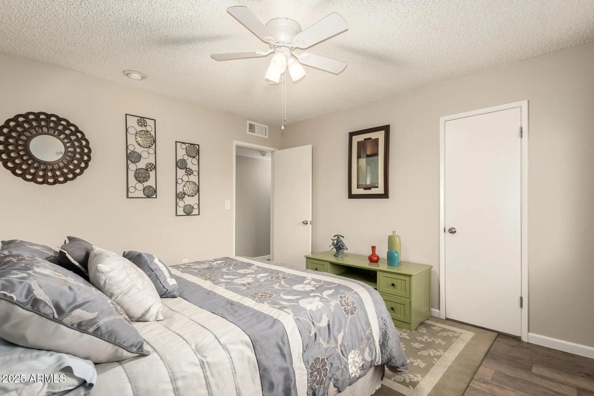 Property Slideshow image 23 of 39 | 10941 w santa fe dr, Sun City, AZ, 85351