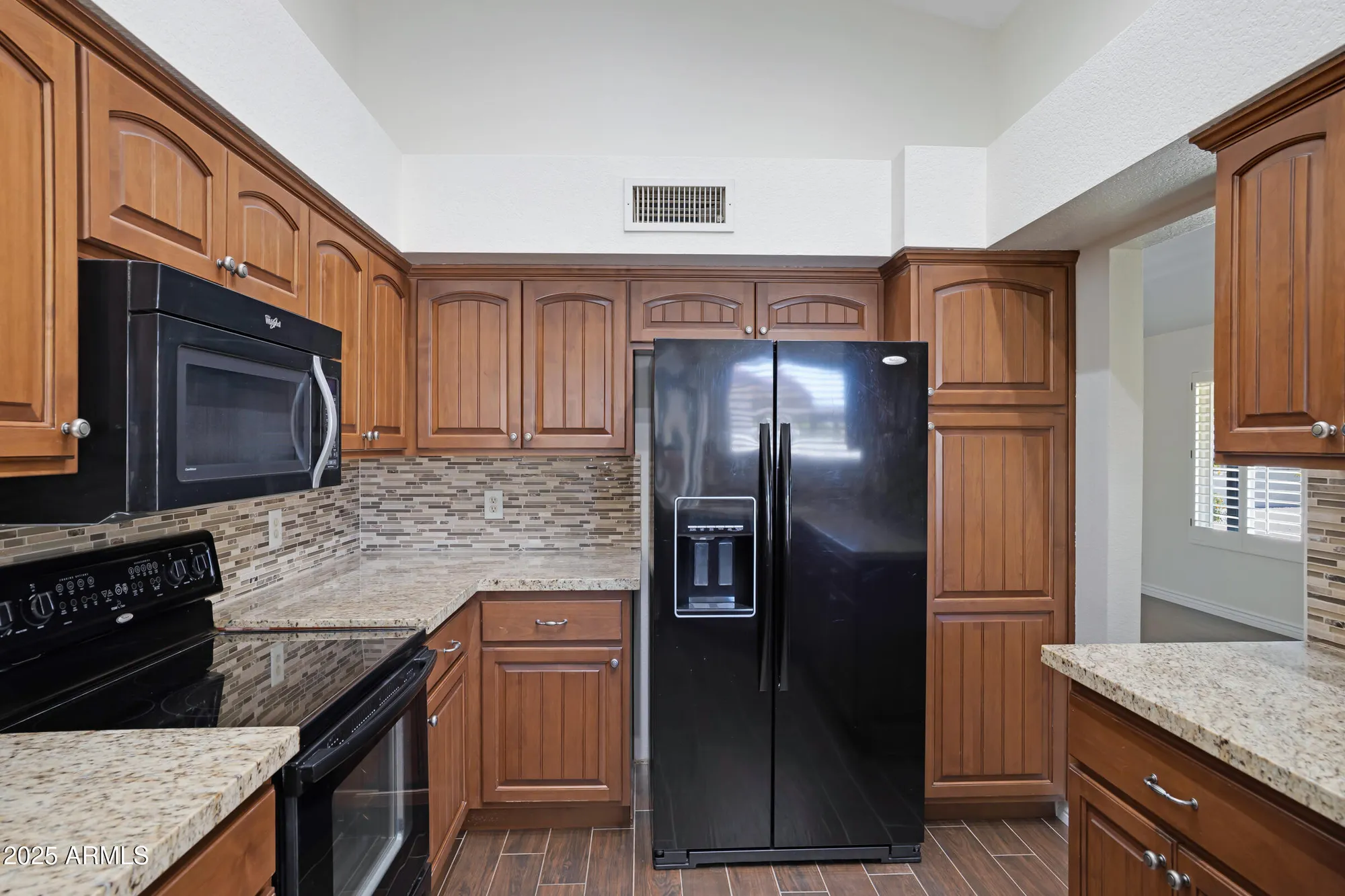 Property Slideshow image 12 of 32 | 13010 s 42nd st, Phoenix, AZ, 85044