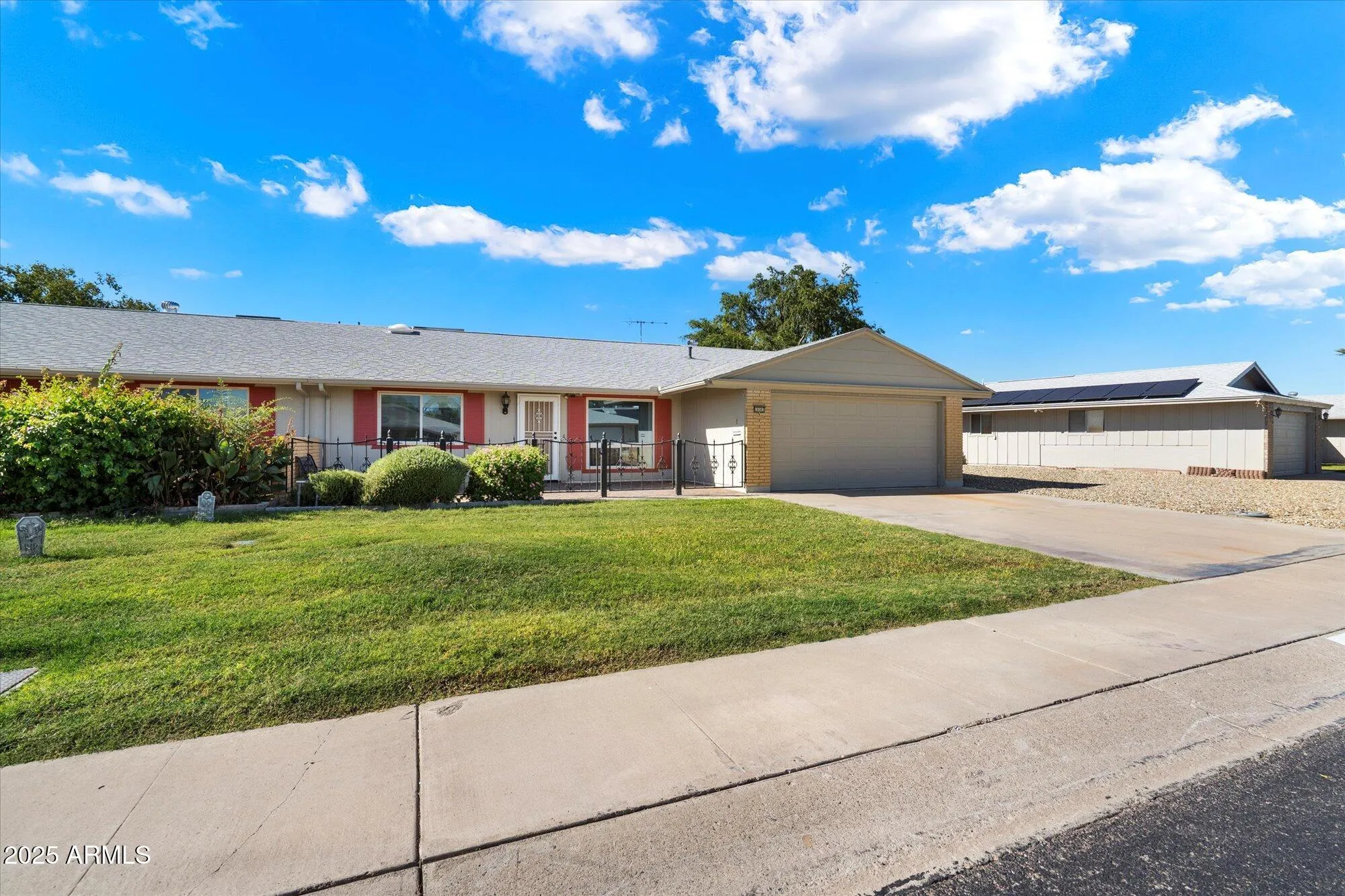 Property Slideshow image 1 of 25 | 10303 w bright angel cir, Sun City, AZ, 85351