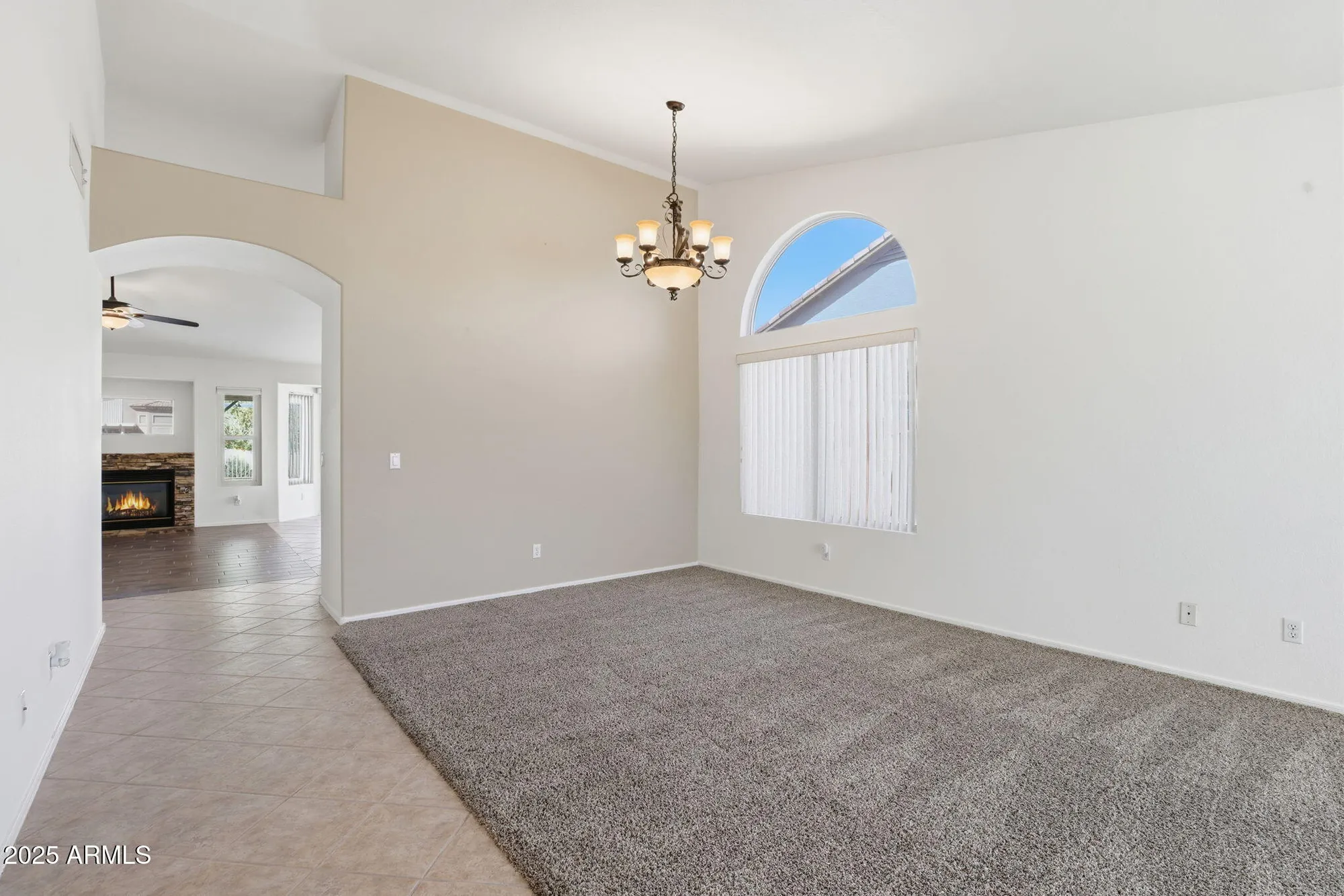 Property Slideshow image 4 of 43 | 10914 w cimarron dr, Peoria, AZ, 85373