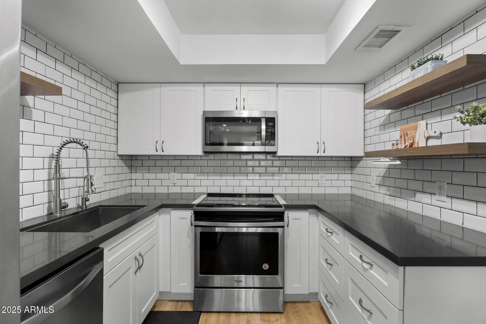 Property Slideshow image 9 of 29 | 7960 e camelback rd unit 309, Scottsdale, AZ, 85251