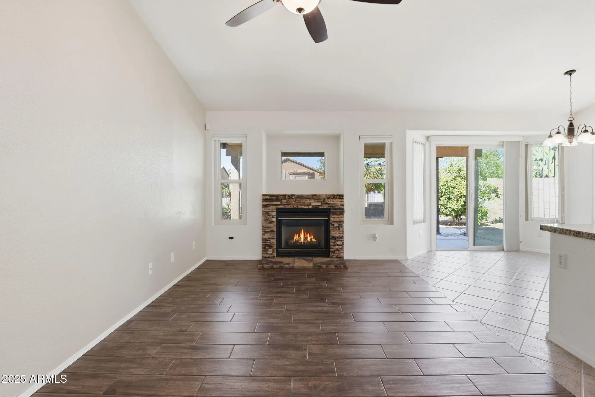 Property Slideshow image 8 of 43 | 10914 w cimarron dr, Peoria, AZ, 85373