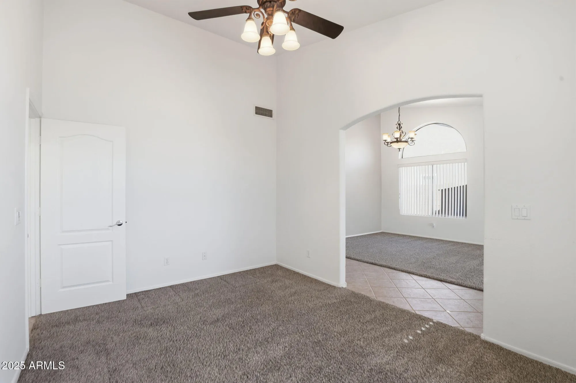 Property Slideshow image 19 of 43 | 10914 w cimarron dr, Peoria, AZ, 85373